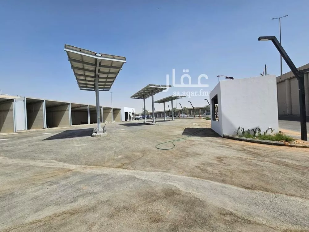 مستودع 3277 م² في الفيصلية 3