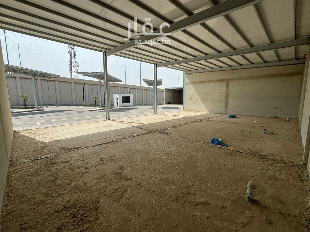 shop in Al Faisaliyyah, Riyadh 3