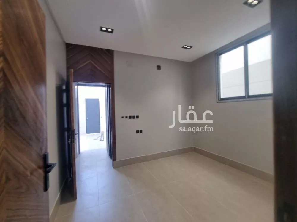 فيلا 5 غرف في عكاظ 2