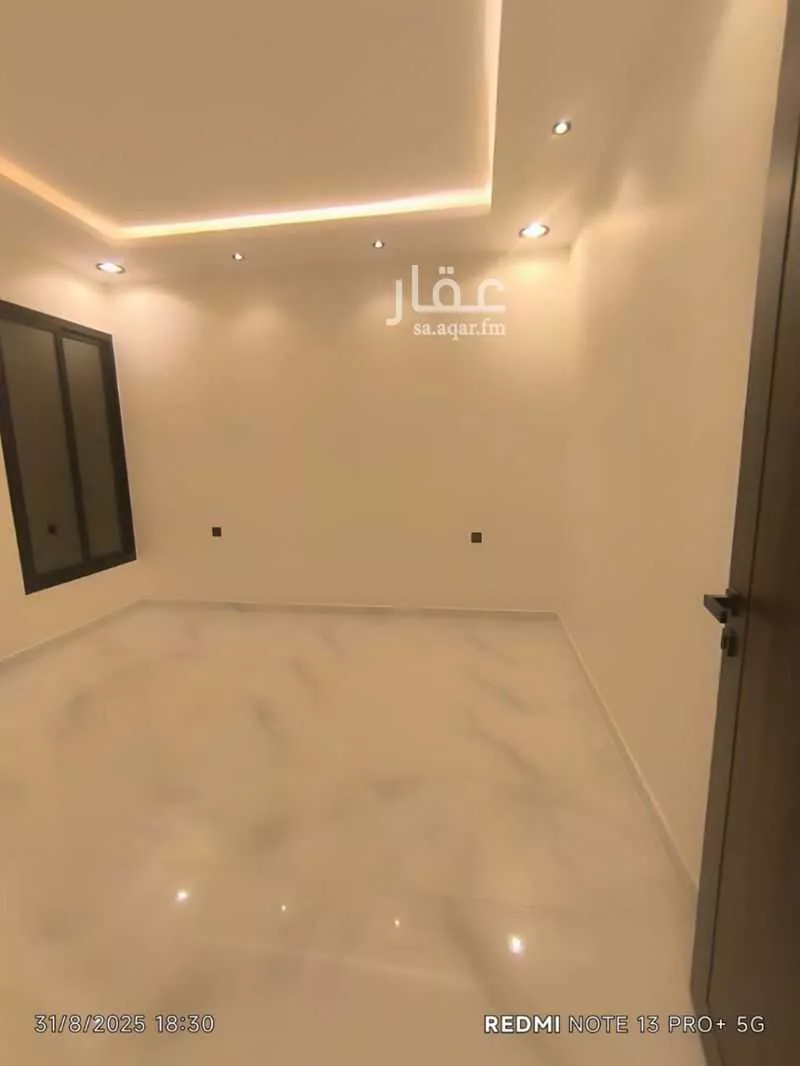 فيلا 9 غرف في ظهرة لبن 4