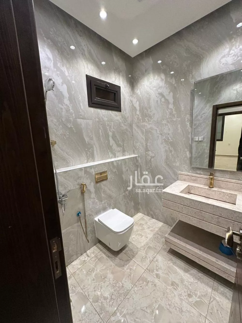 شقة 1 غرف في العليا 3