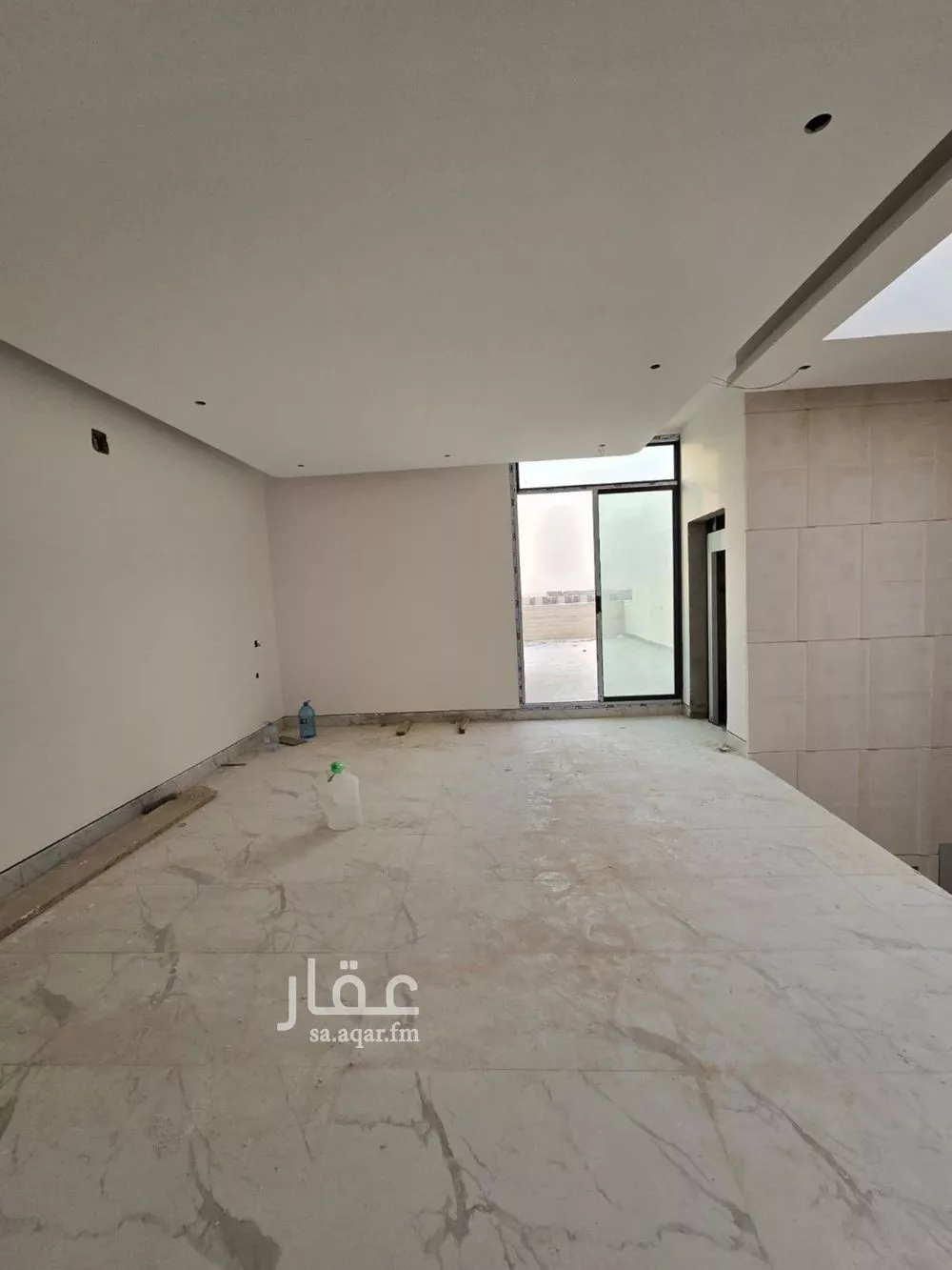 فيلا 4 غرف في النرجس 3