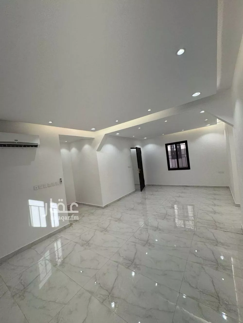 شقة 3 غرف في الرمال 3