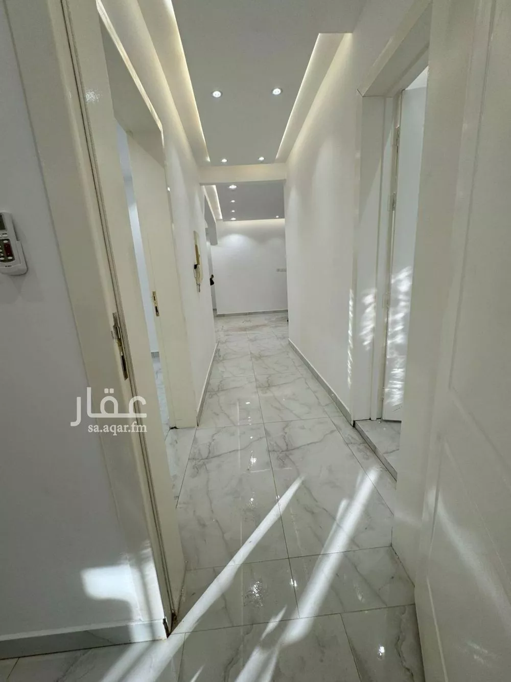 شقة 3 غرف في الرمال 4