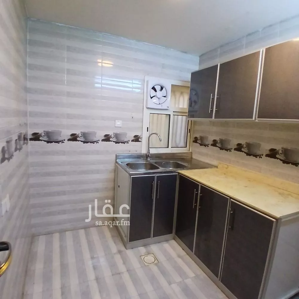 شقة 1 غرف في العليا 5