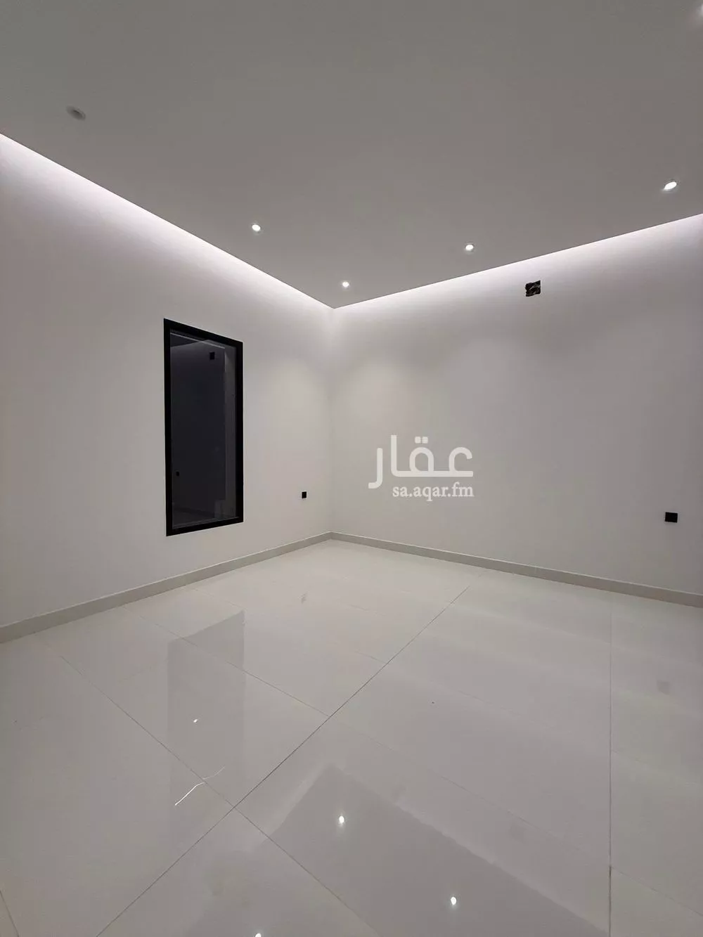 فيلا 6 غرف في المهدية 5