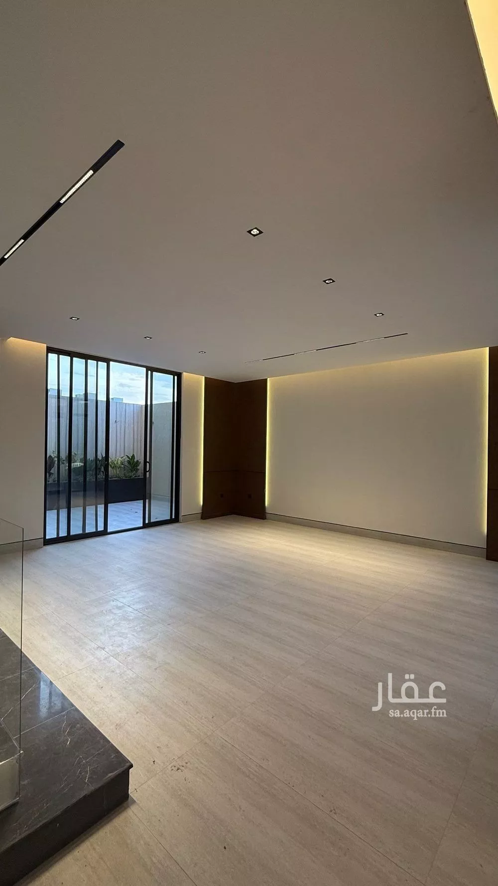 فيلا 7 غرف في المهدية 5