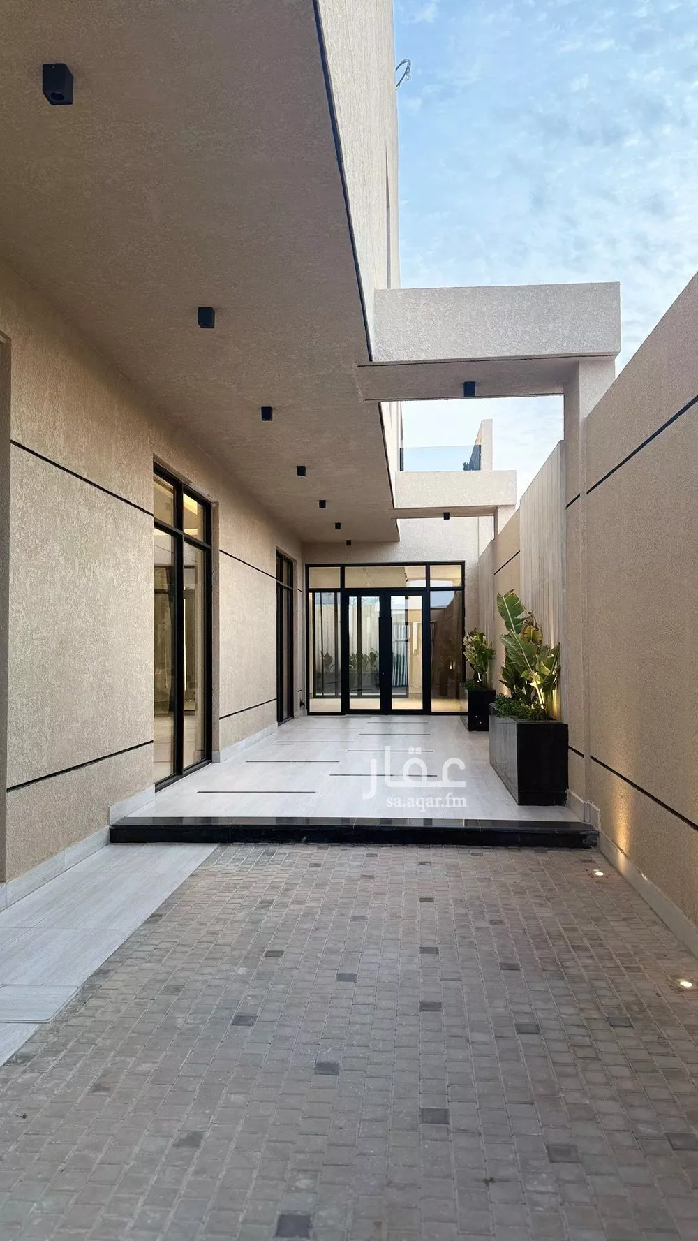 فيلا 7 غرف في المهدية 2