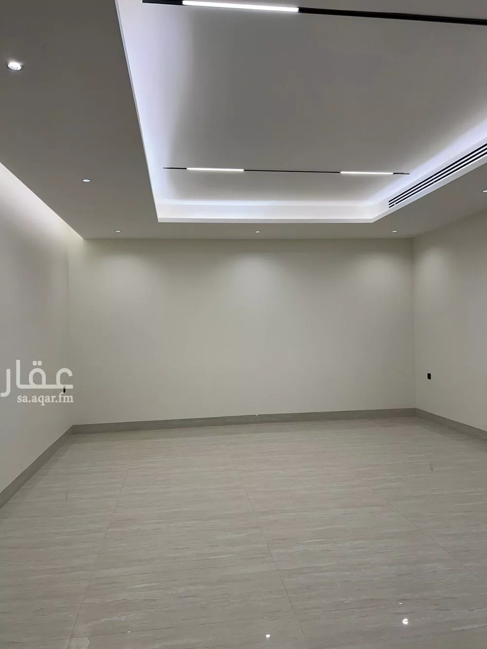 فيلا 6 غرف في المهدية 5