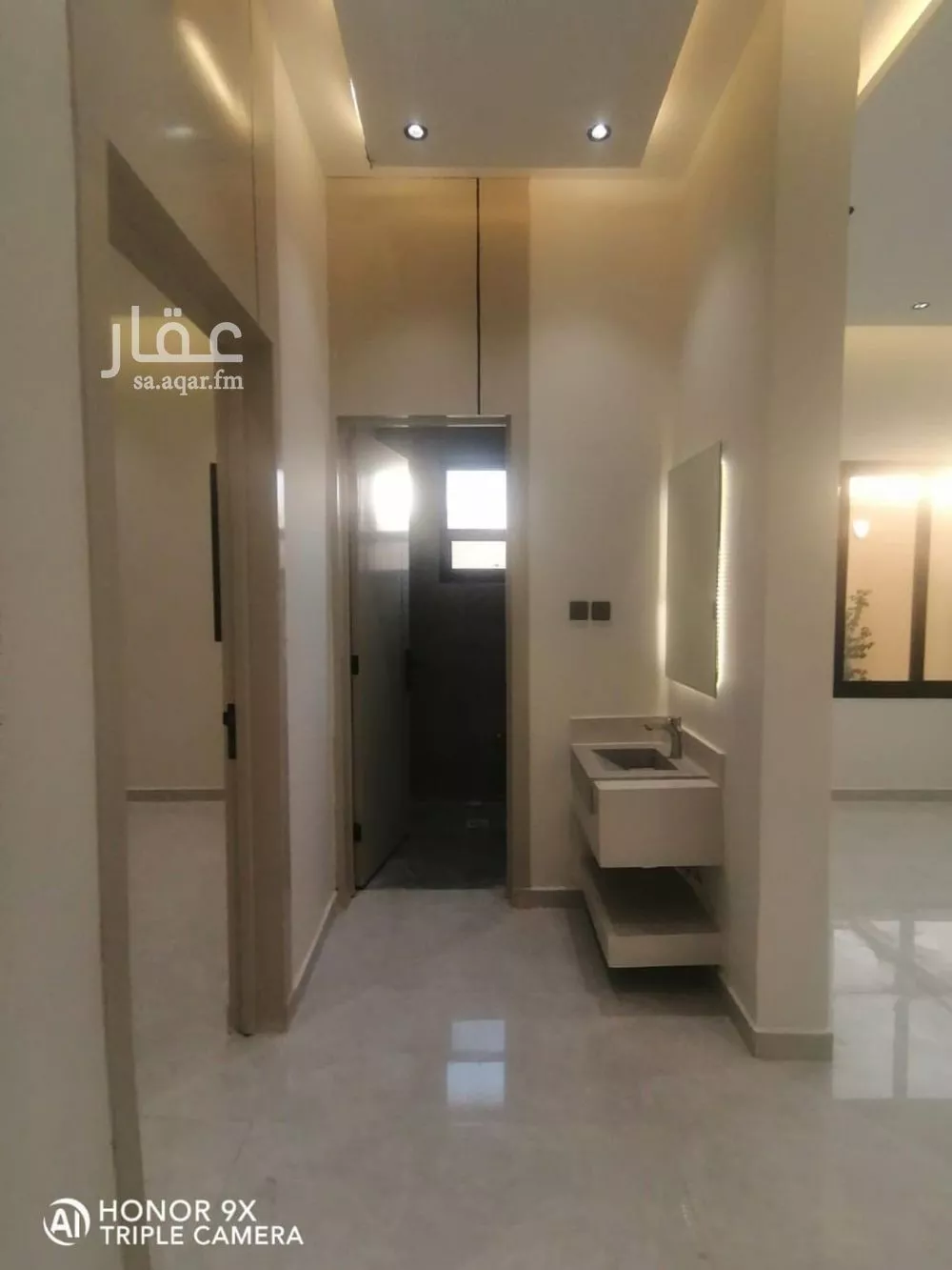 دور 4 غرف في أحد 3