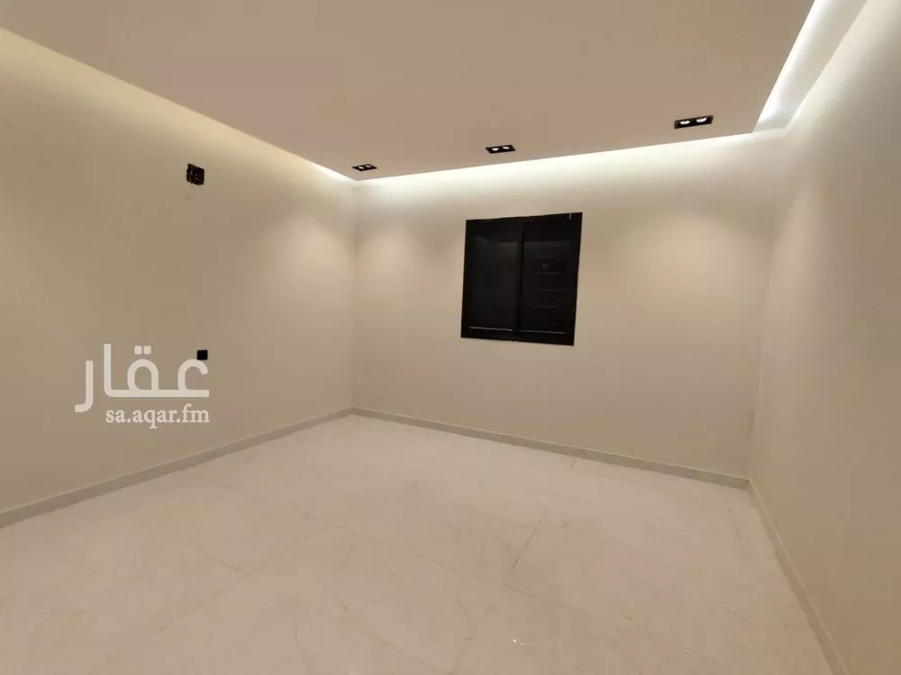 شقة 6 غرف في بدر 4