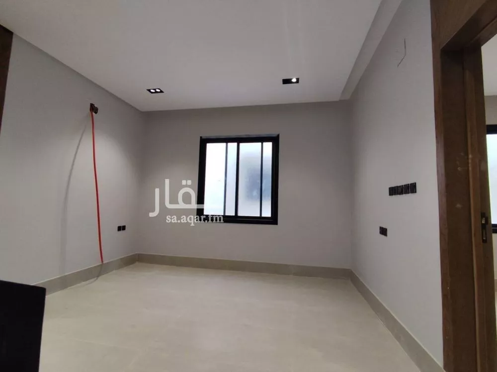 فيلا 7 غرف في العريجاء الغربية 4