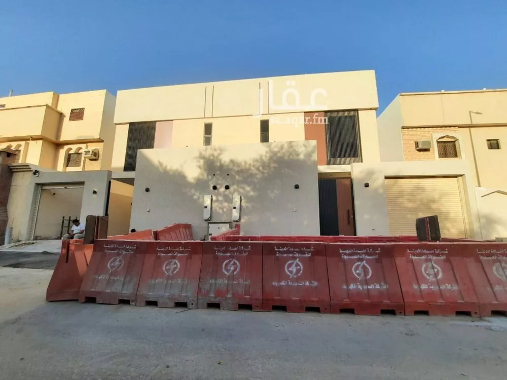 فيلا 7 غرف في طويق 1