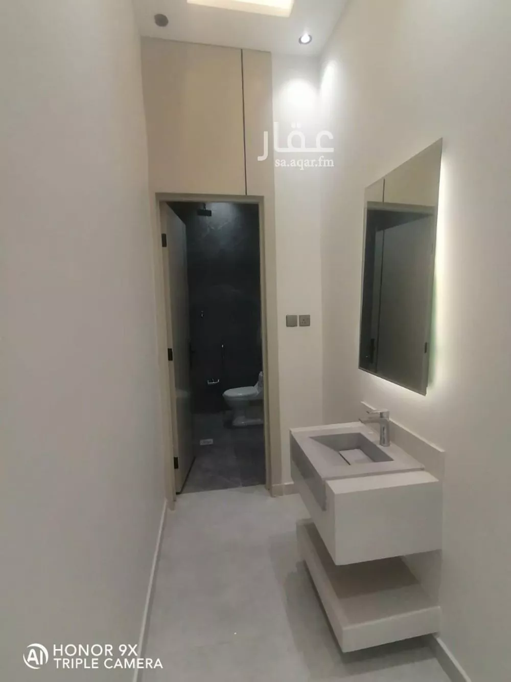 دور 4 غرف في أحد 5