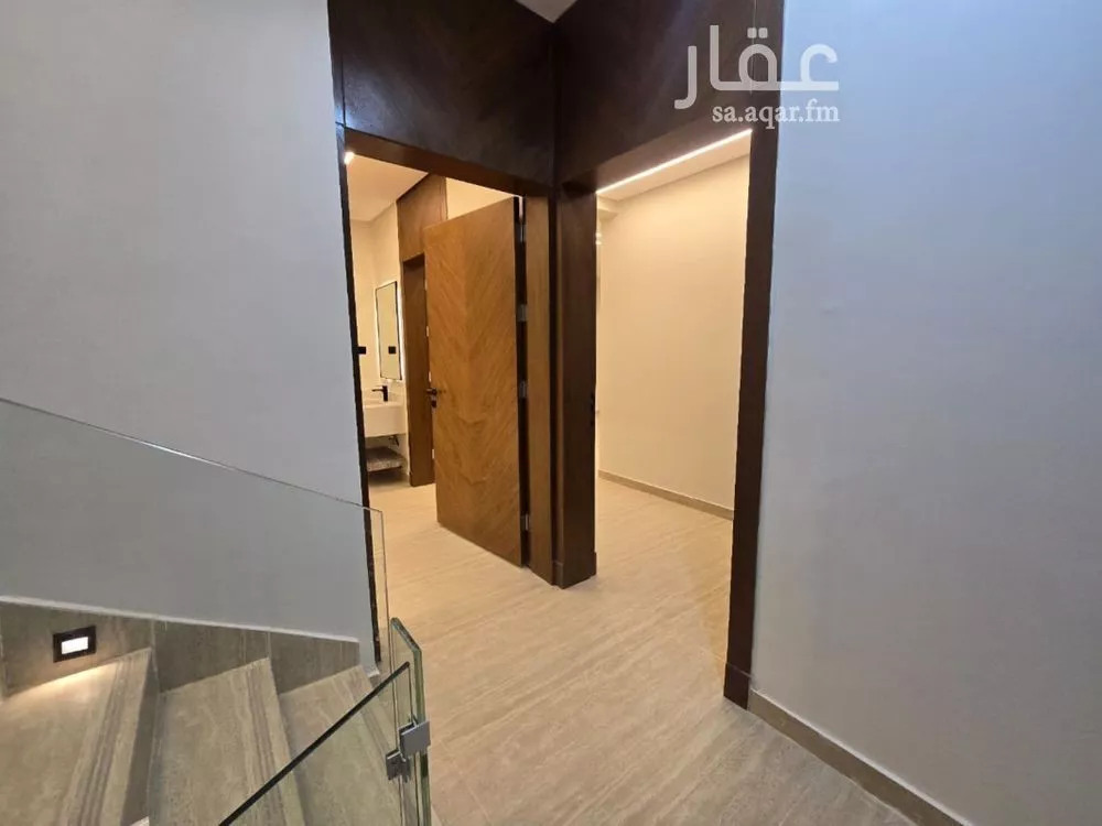 6 bedroom floor in Dhahrat Namar 5