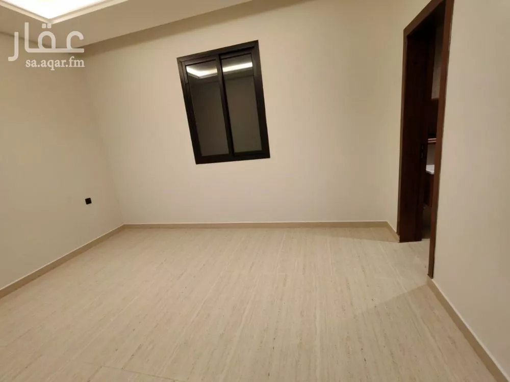 4 bedroom villa in Shubra, Riyadh 6