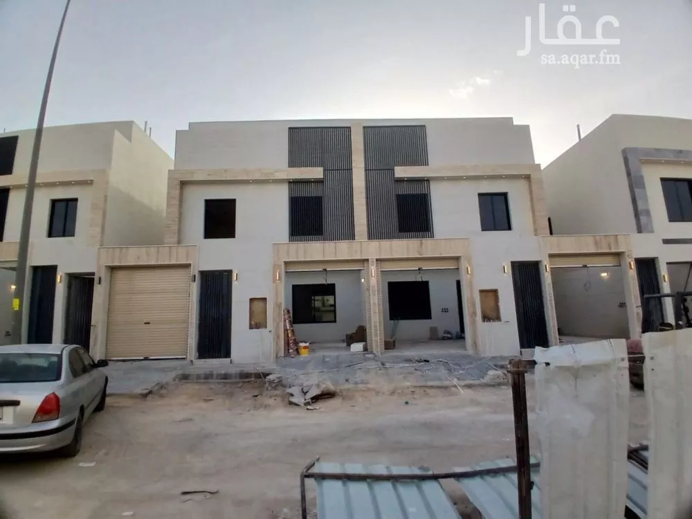 فيلا 5 غرف في عكاظ 2