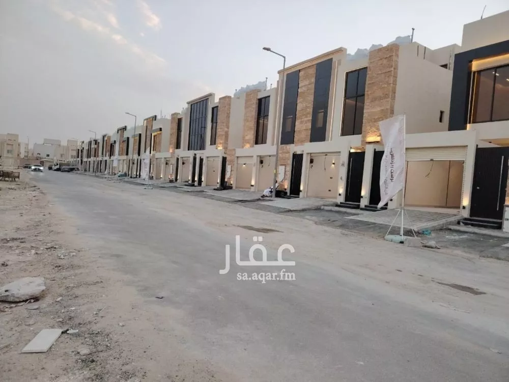 فيلا 6 غرف في عكاظ 2