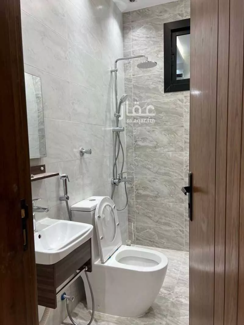 شقة 5 غرف في عين الخيف 2