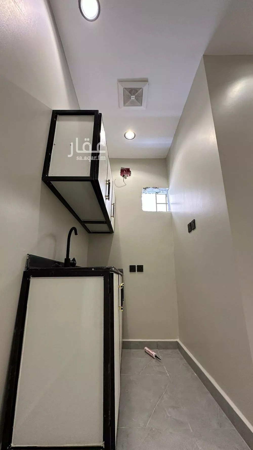 شقة 1 غرف في الملقا 2