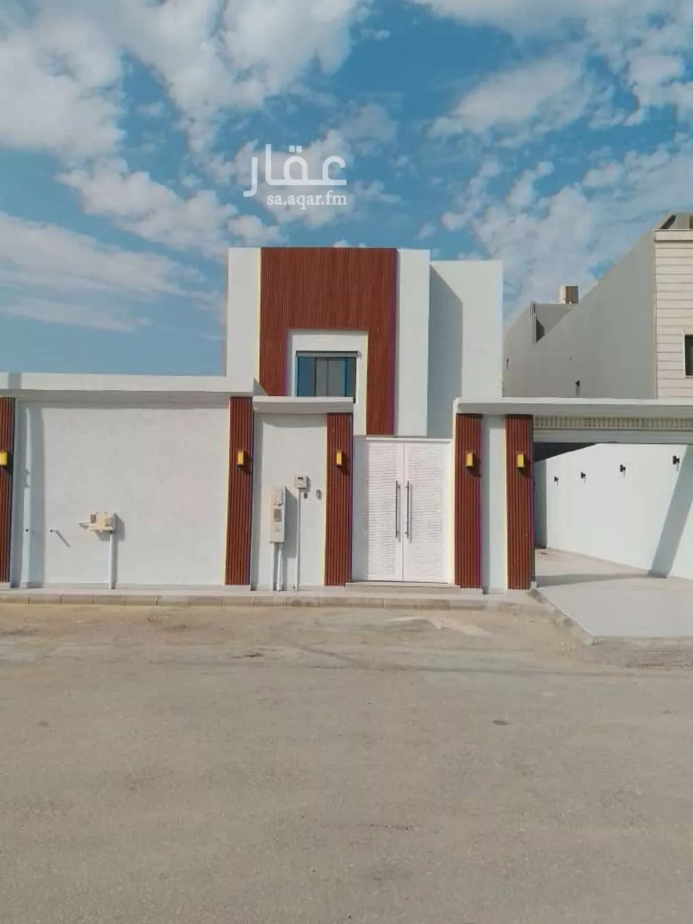 فيلا 8 غرف في الامواج