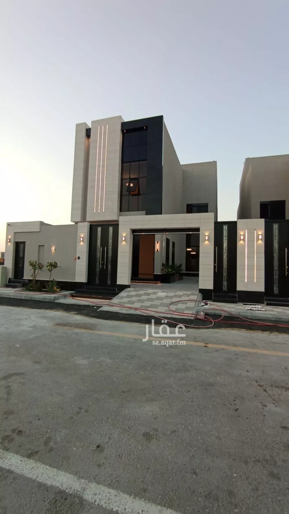 فيلا 9 غرف في الصواري 5