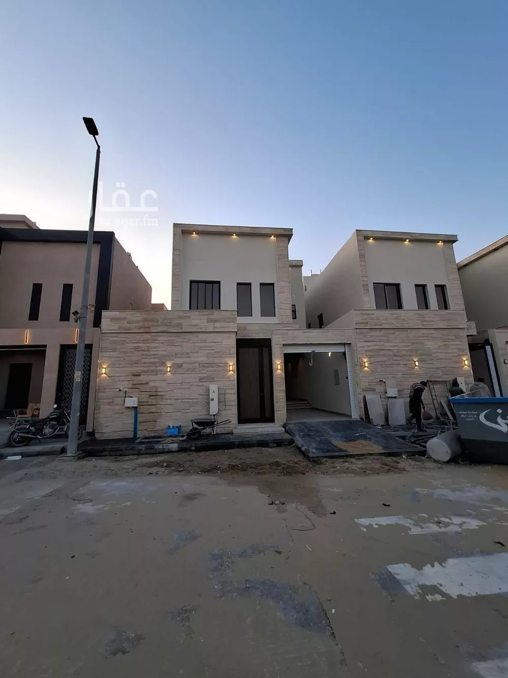 فيلا 7 غرف في الامواج