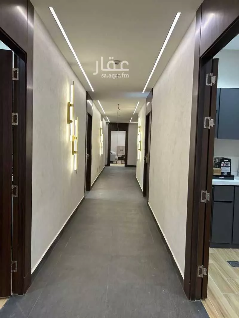 2 bedroom building in Al Wizarat, Riyadh 21