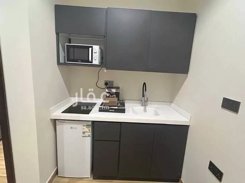 عمارة 650 م² في الوزارات 5