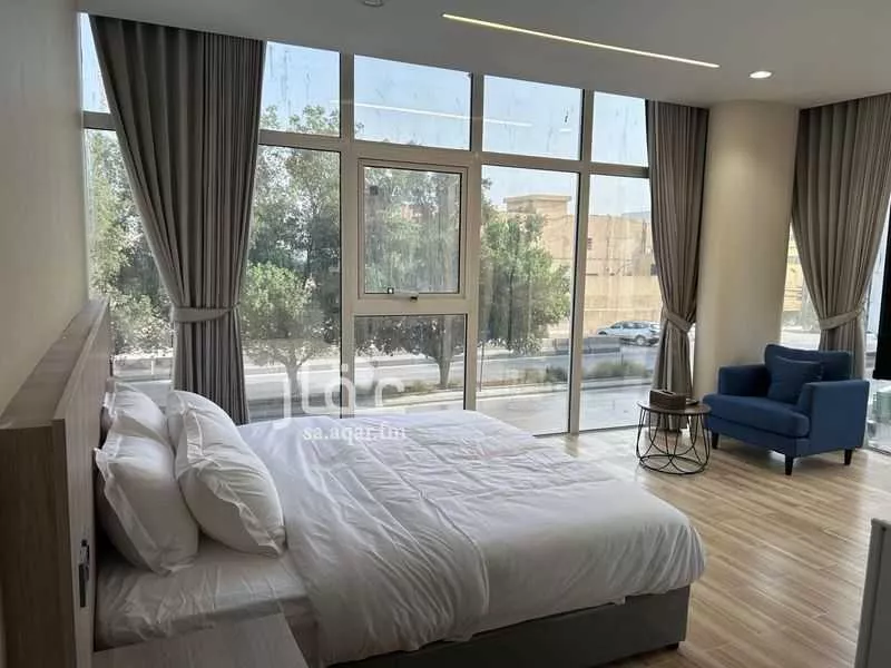 2 bedroom building in Al Wizarat, Riyadh 18