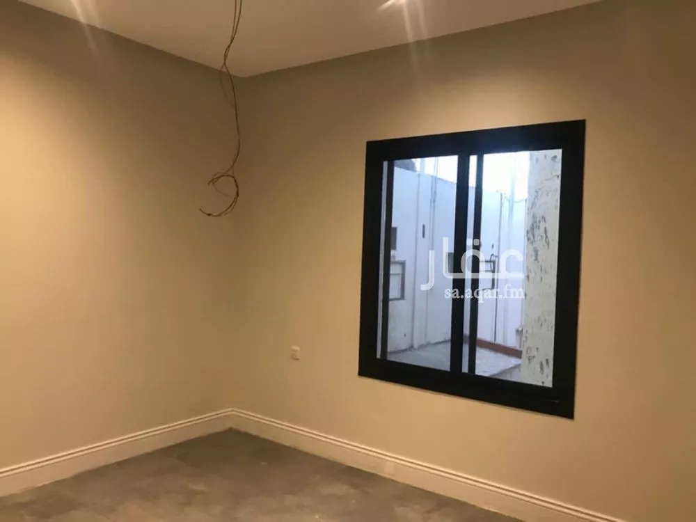 شقة 5 غرف في الزهراء 4