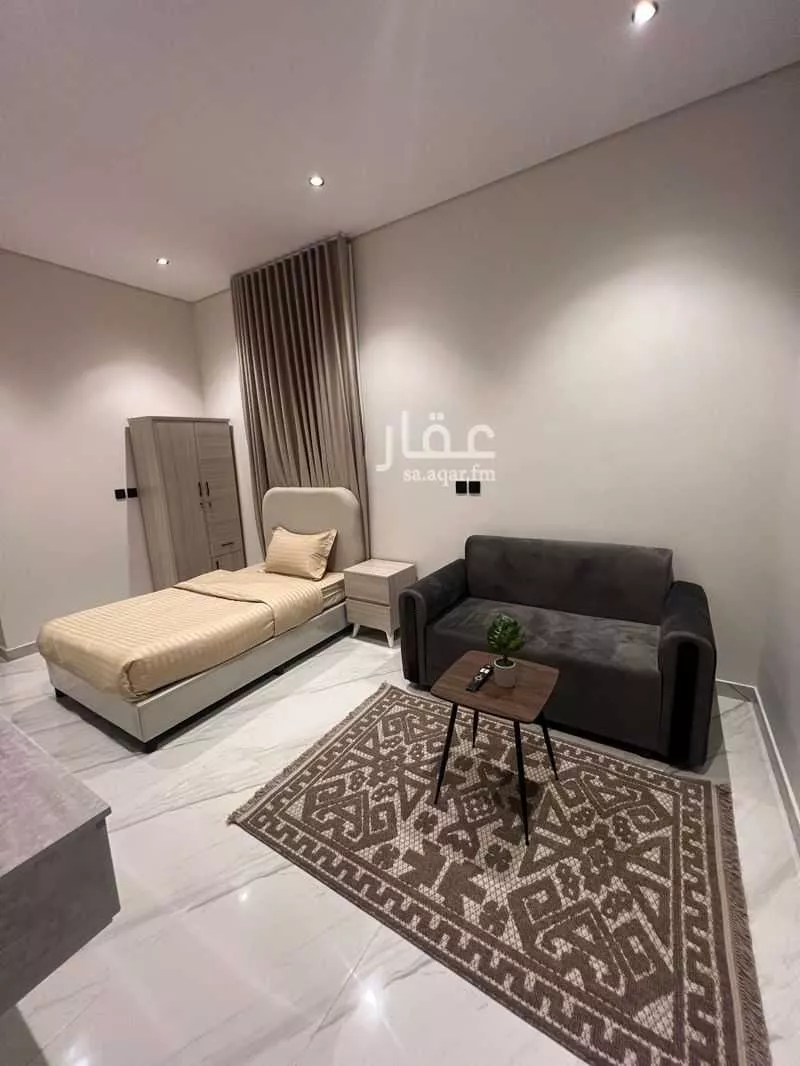 5 bedroom apartment in Al Maizilah 1