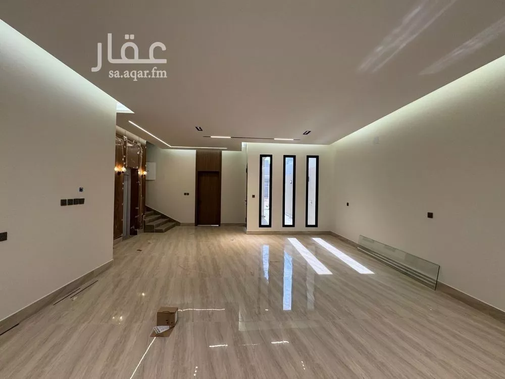 5 bedroom villa in Al Rimal 3