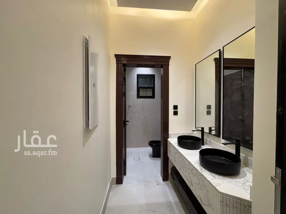 5 bedroom villa in Al Nahda 5