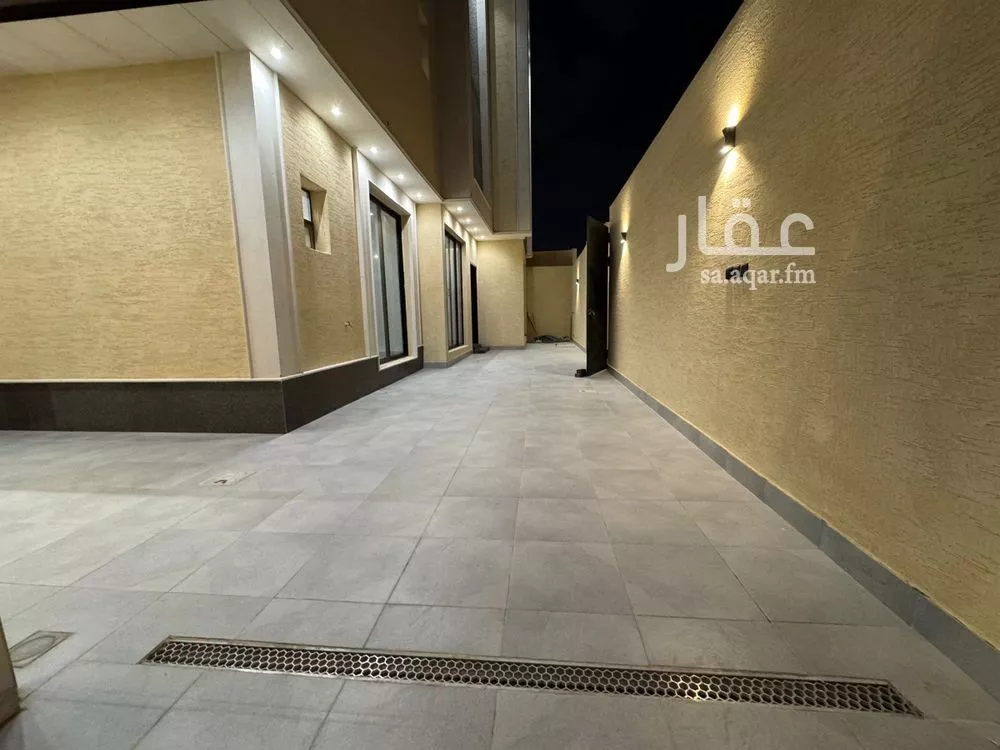 5 bedroom villa in Al Nahda 2