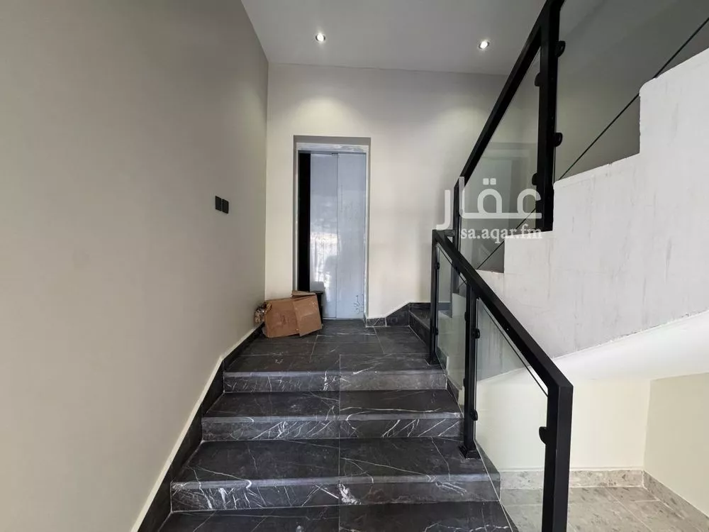 4 bedroom floor in Ishbiliyah 3