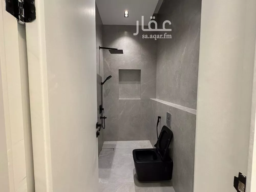 دور 4 غرف في النرجس 4