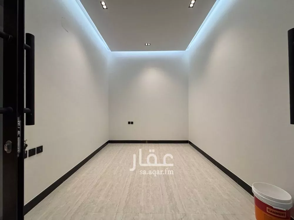 فيلا 5 غرف في الرمال 5