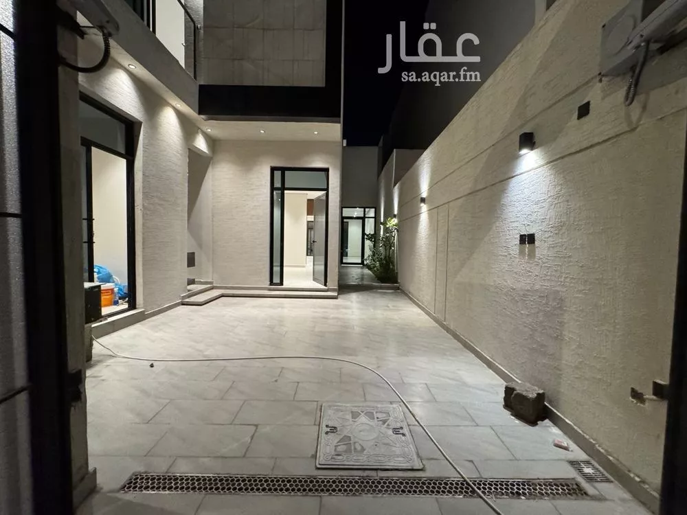 5 bedroom villa in Al Rimal 2