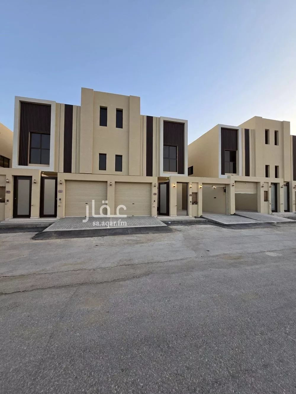 فيلا 4 غرف في عكاظ 1