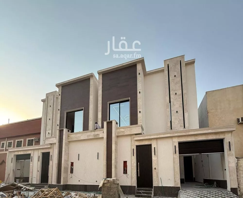 فيلا 7 غرف في العريجاء الغربية 1