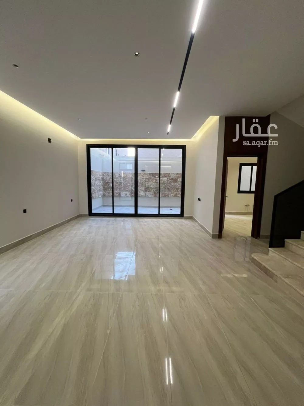 4 bedroom villa in Dirab 4