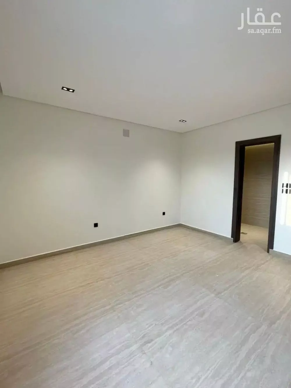 4 bedroom villa in As Suwaidi Al Gharabi, Riyadh 8