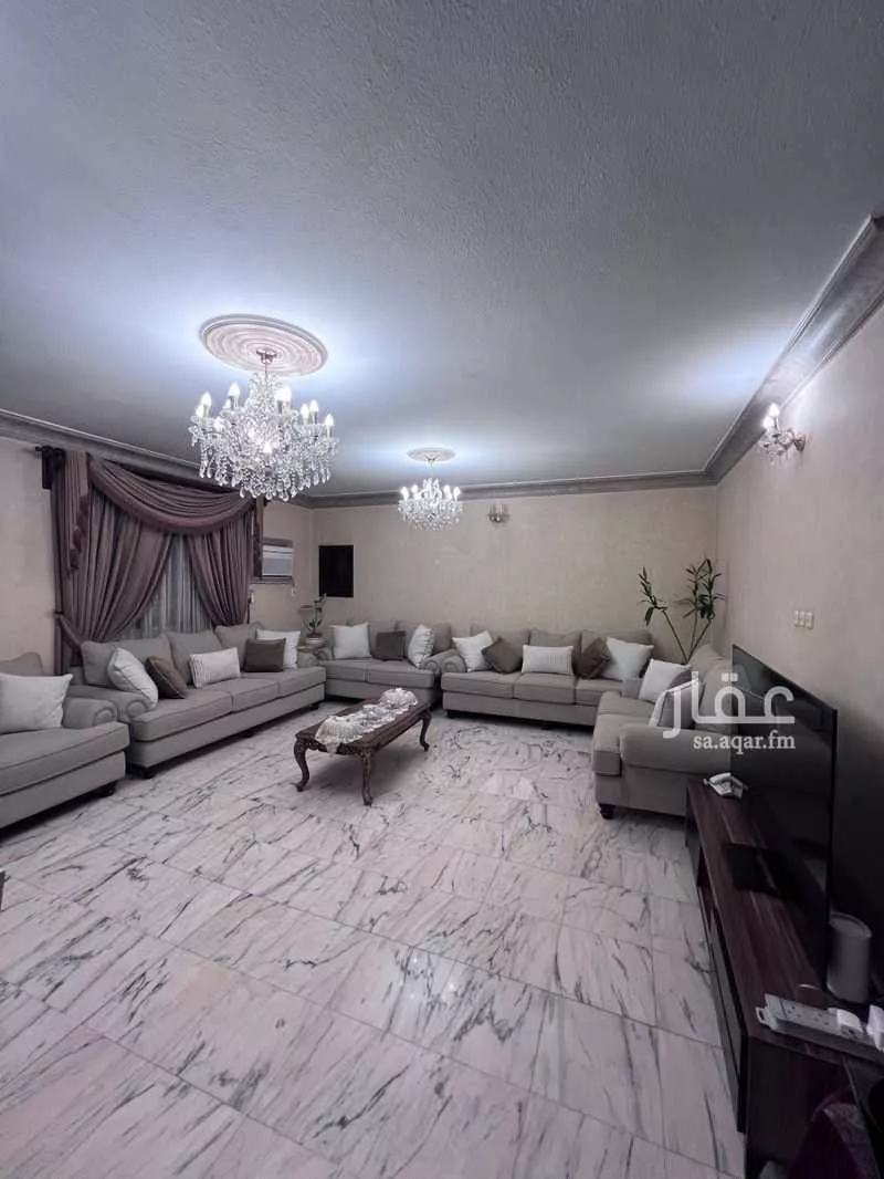 فيلا 7 غرف في الروضة 5