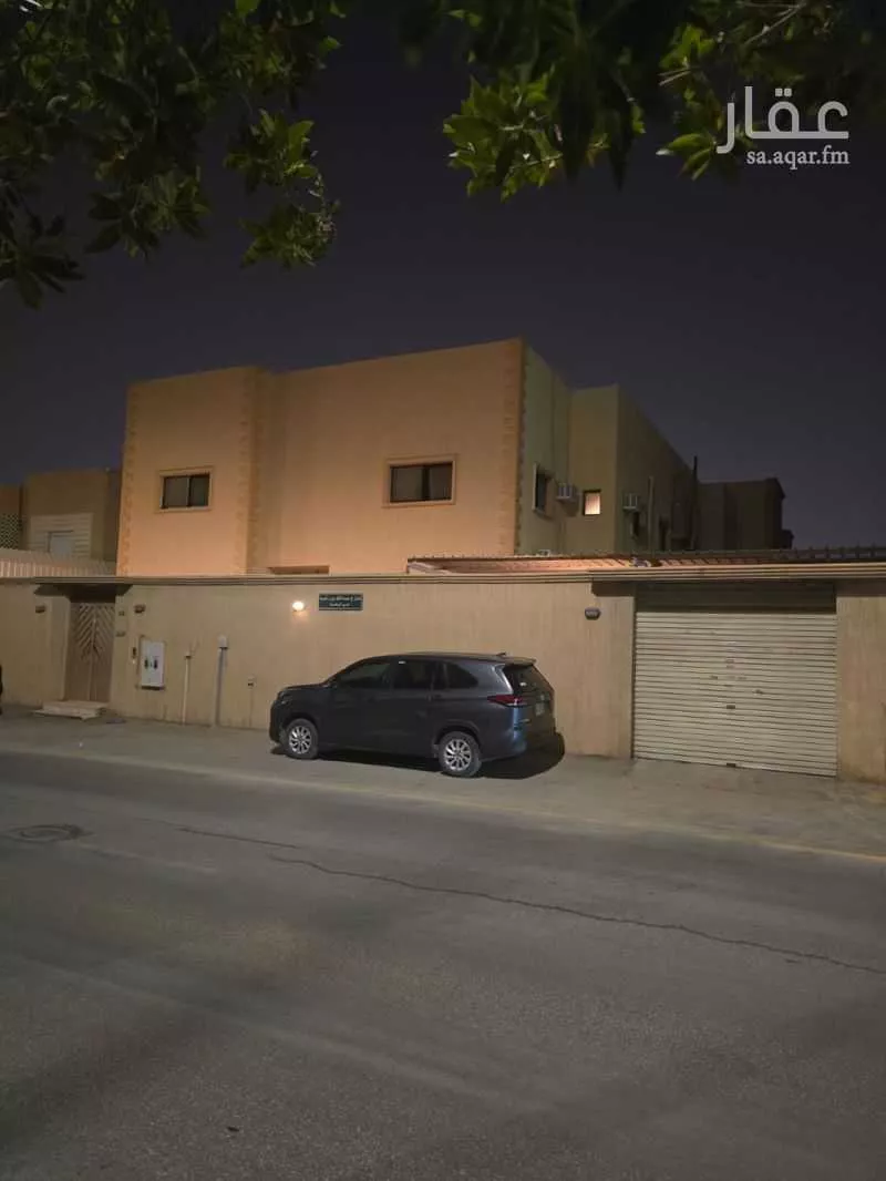 فيلا 7 غرف في الروضة 2