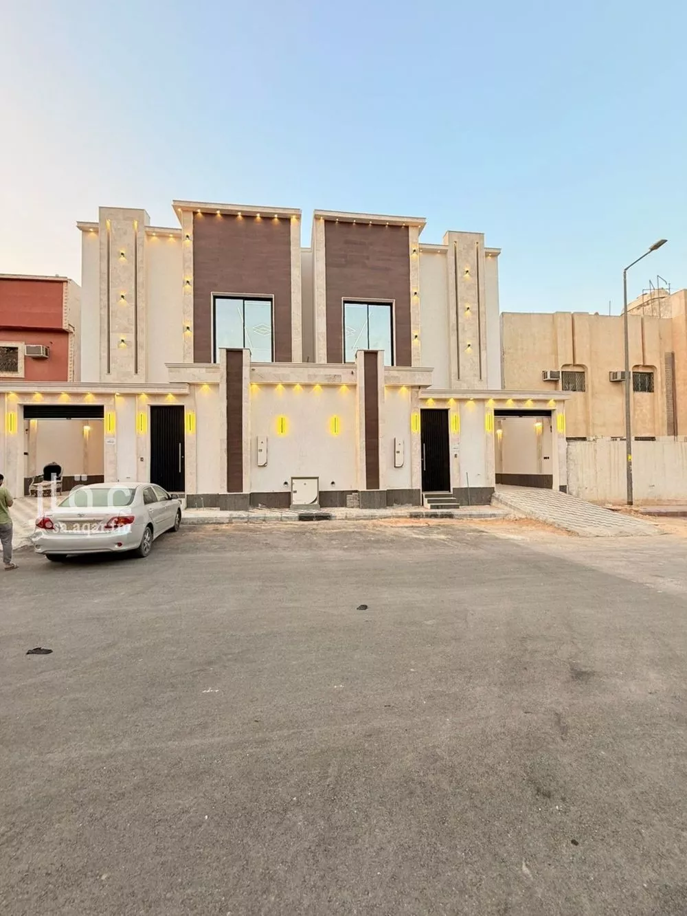 6 bedroom villa in Al Uraija Al Gharbiyah 1