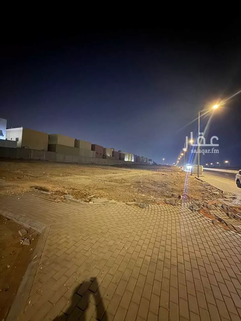 أرض 1310 م² في الدار البيضاء 2