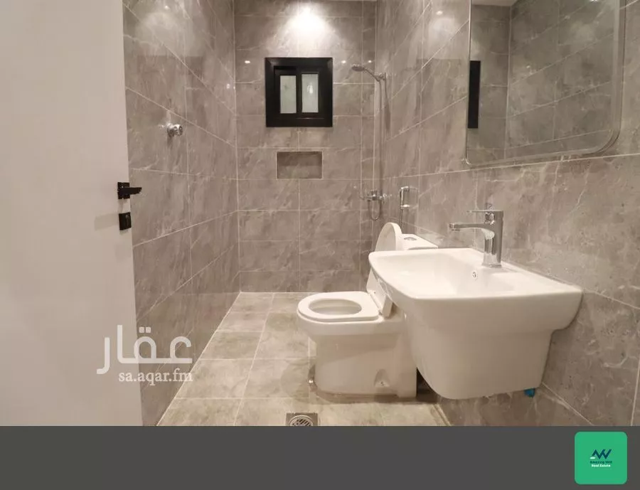 شقة 4 غرف في النزهة 5