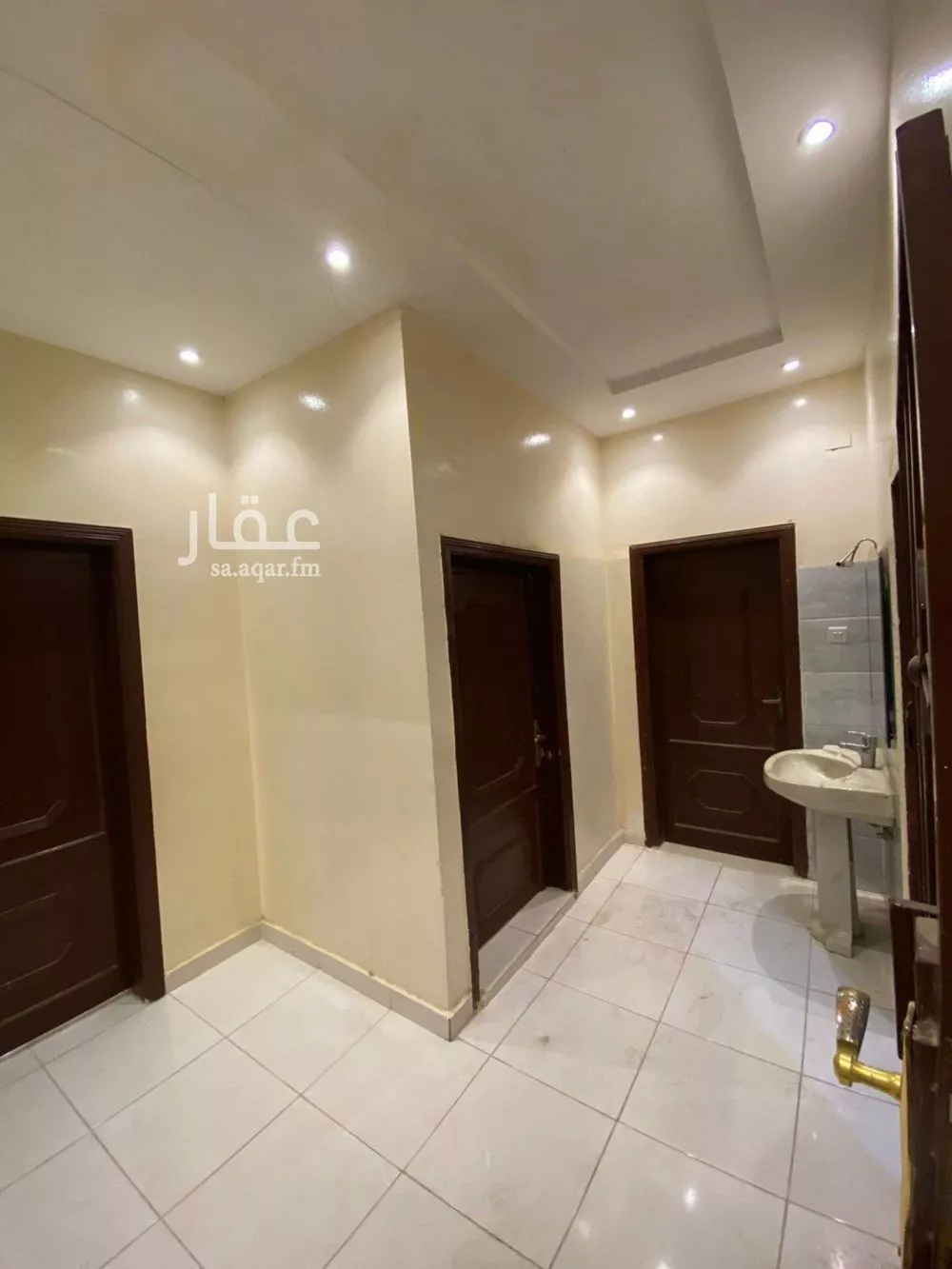 8 bedroom villa in Ishbiliyah, Riyadh 24