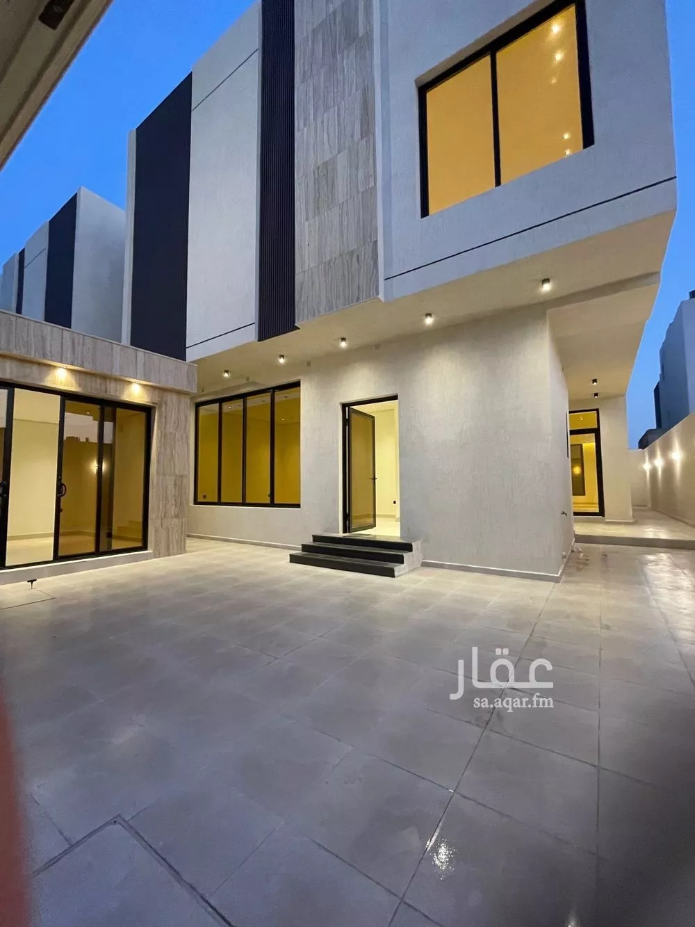 فيلا 9 غرف في الصواري 4